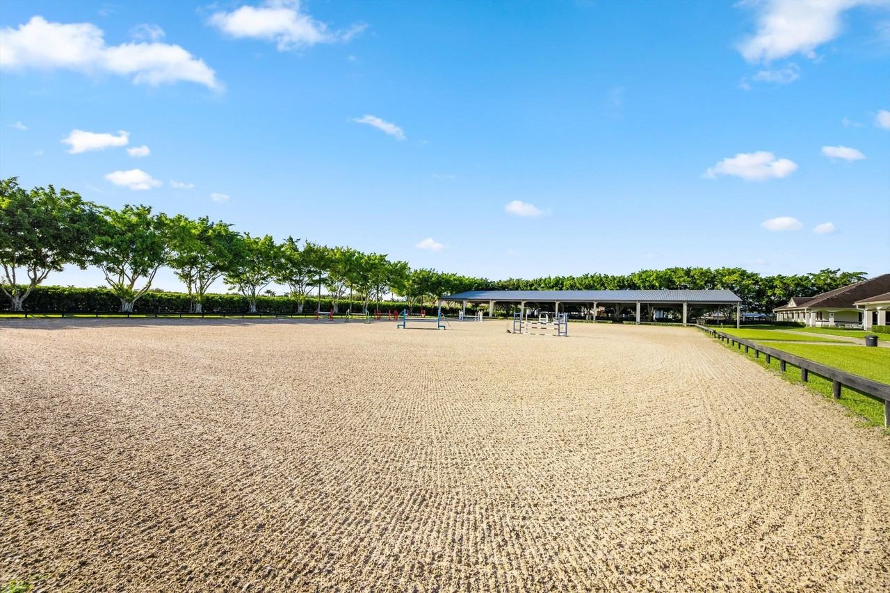 12995 Via Christina - Photo 6 of 29