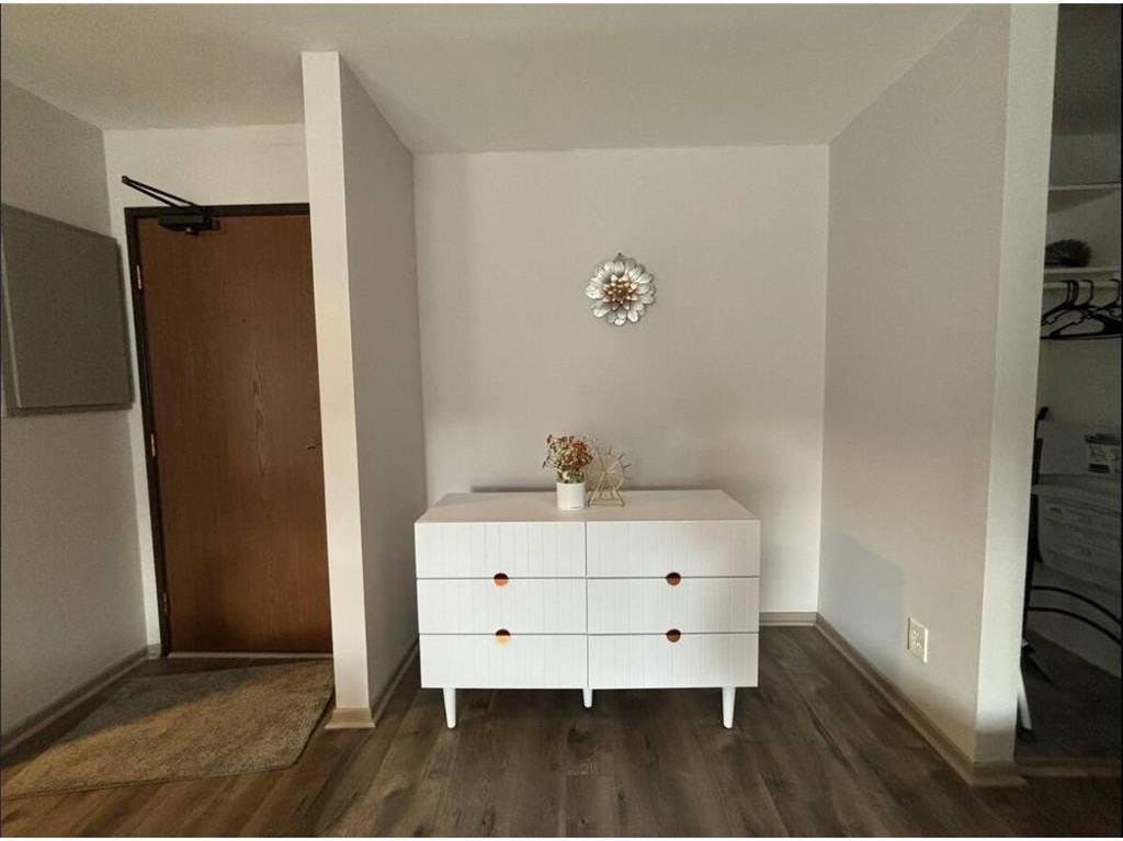 7301 W 101st St #102 - Photo 7 of 9