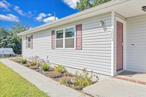 featured image of 1802 Edmund Ave Ne #1802