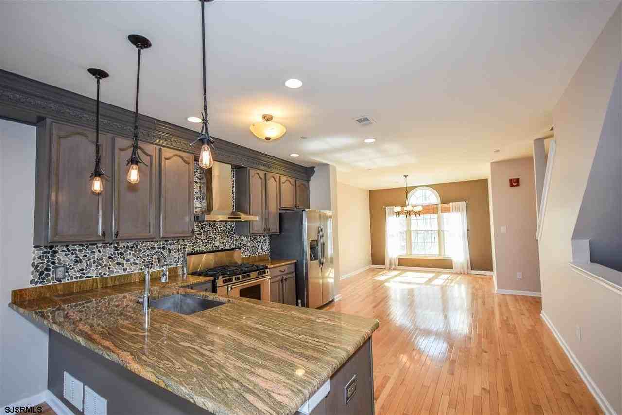 67 Chelsea Ct - Photo 2 of 19