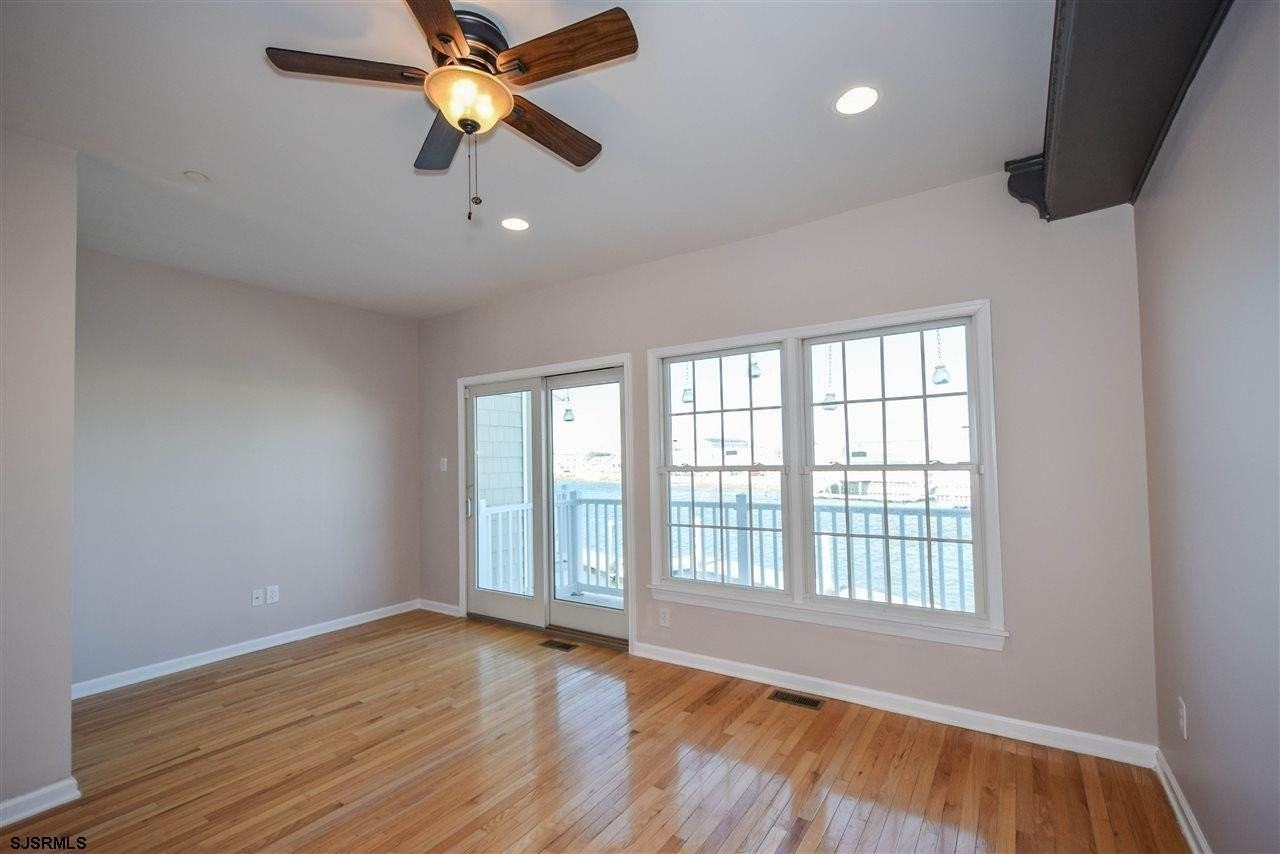 67 Chelsea Ct - Photo 3 of 19