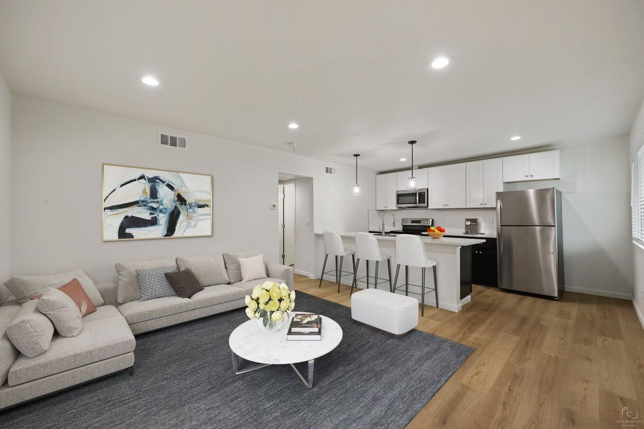 Nuvo Sunset - Photo 2 of 18