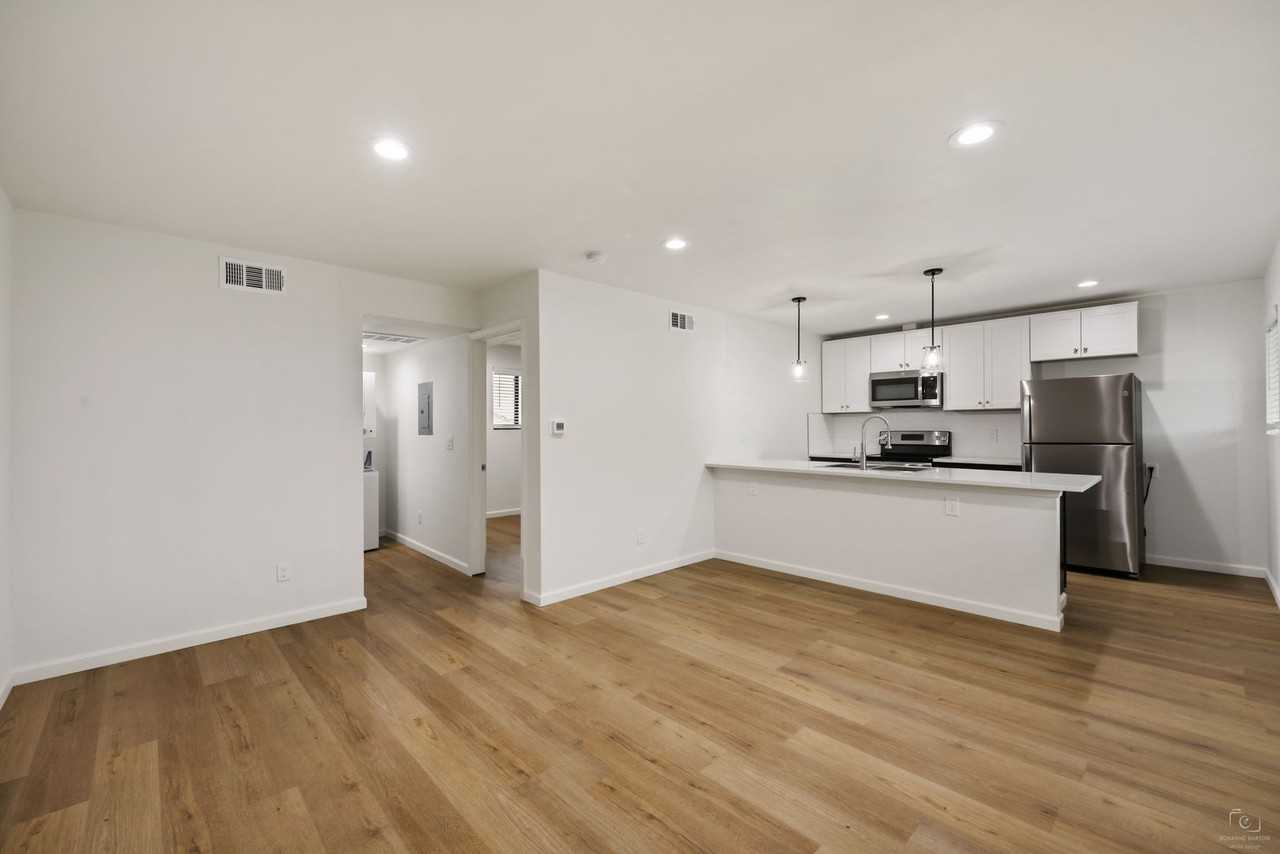 Nuvo Sunset - Photo 5 of 18