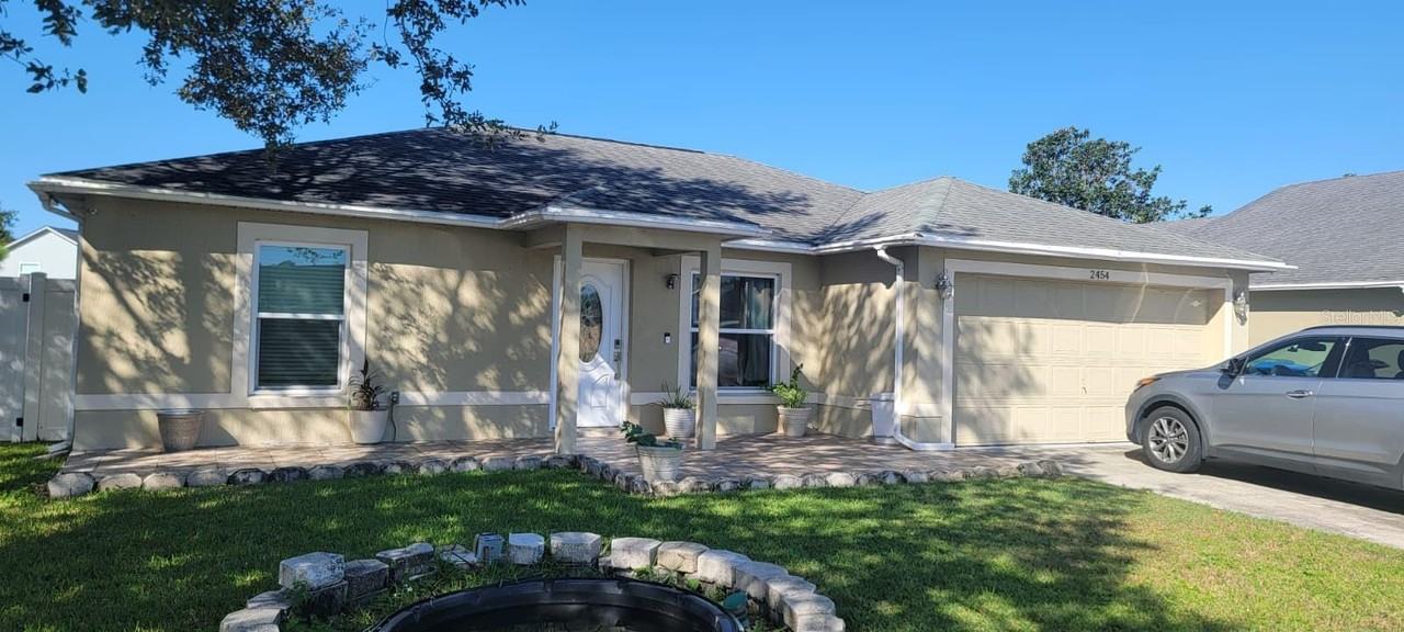 2454 Quail Run Blvd N - Photo 3 of 20