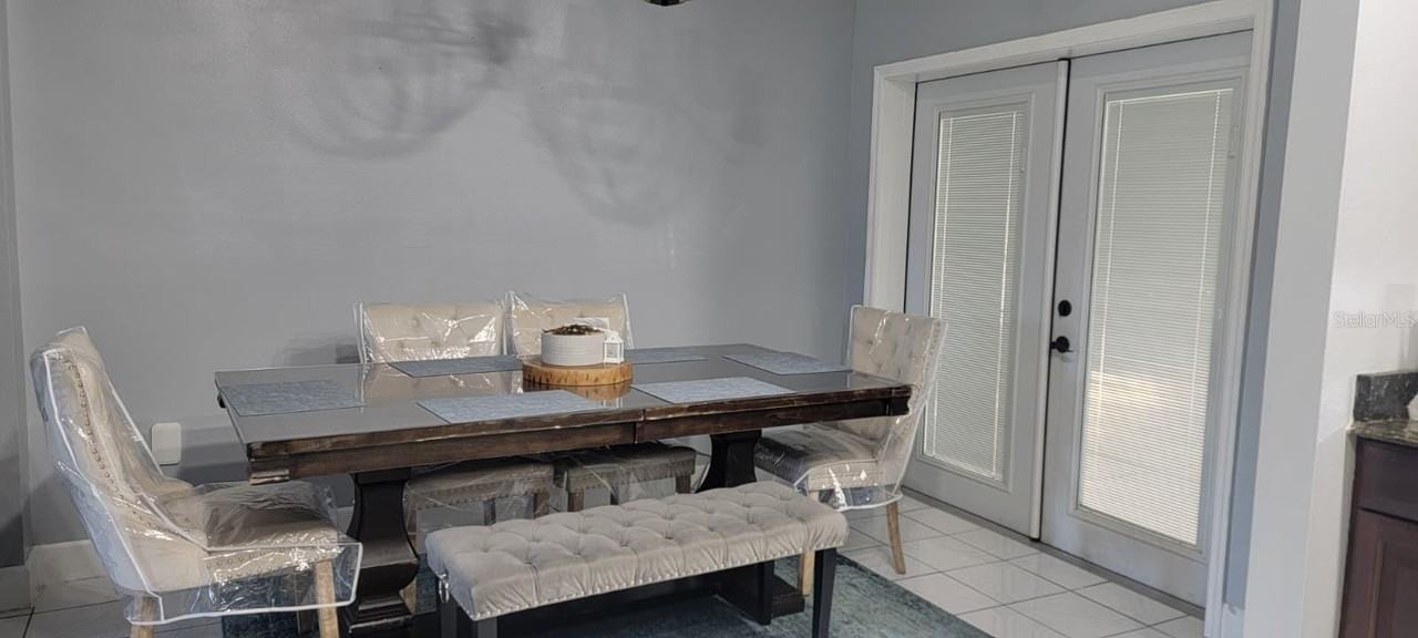 2454 Quail Run Blvd N - Photo 7 of 20