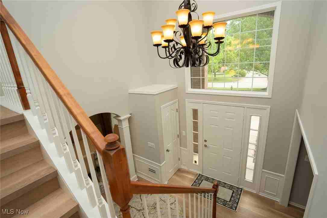 18447 Whitemarsh Ln - Photo 2 of 17