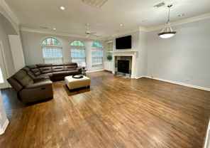 2819 Albany St - Photo 1 of 1