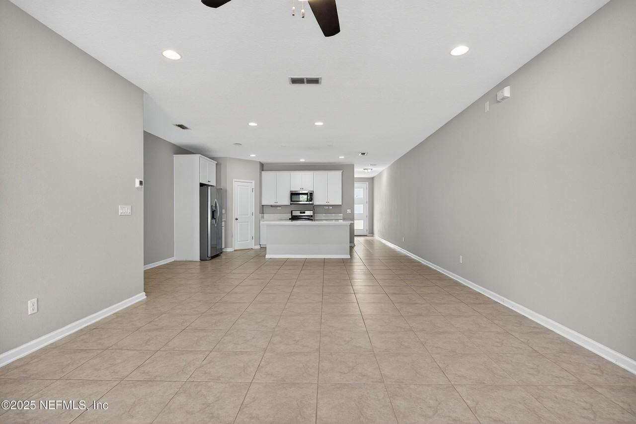 11233 Minnetta Ct - Photo 6 of 14