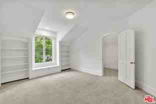 10515 Oaklawn Rd - Photo 1 of 1