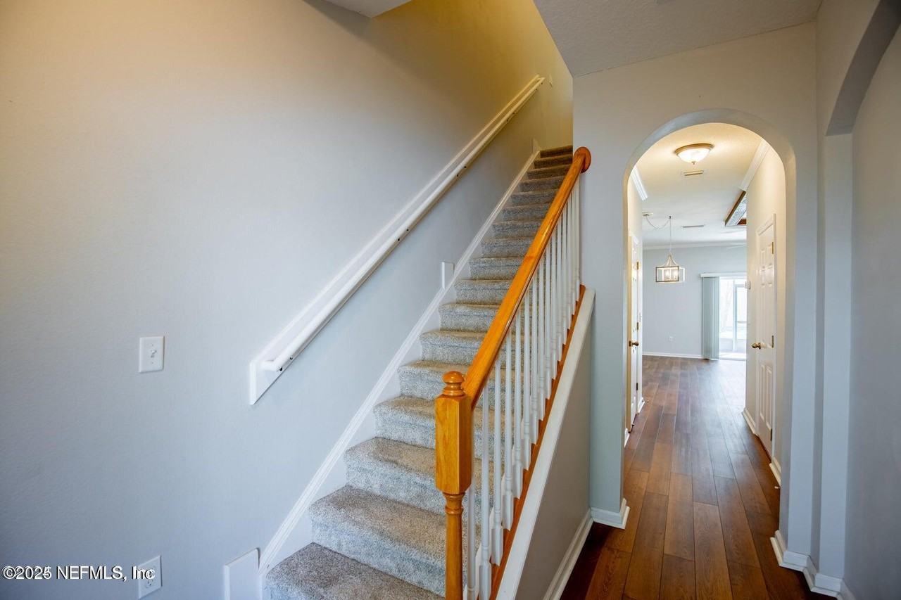 721 Crystal Way - Photo 2 of 50