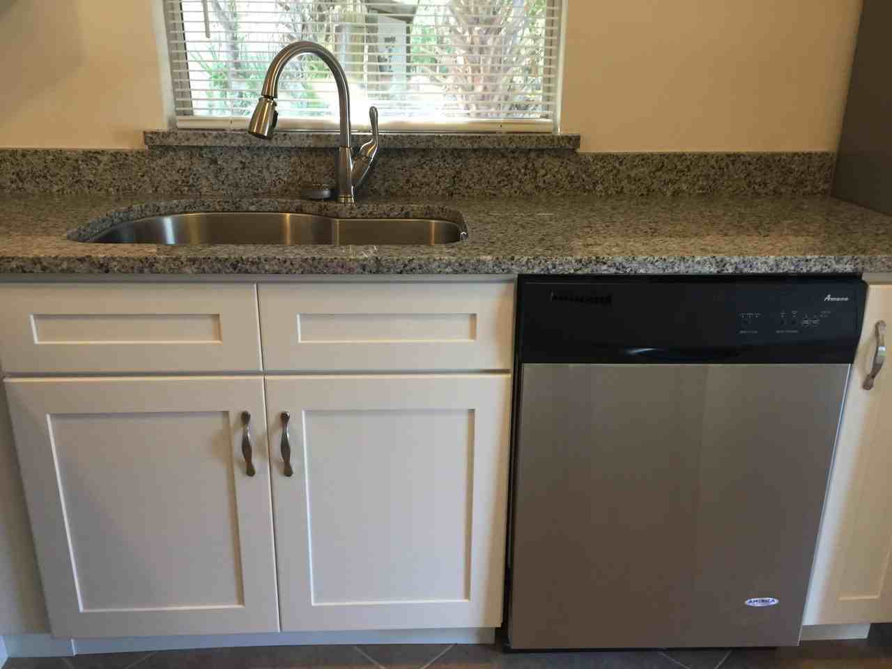 113 Moriarty St Nw - Photo 7 of 18