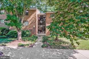 1439 Northgate Sq - Photo 1 of 1