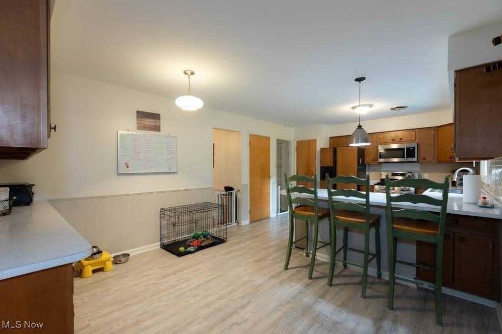 5940 Hansom Dr - Photo 6 of 43