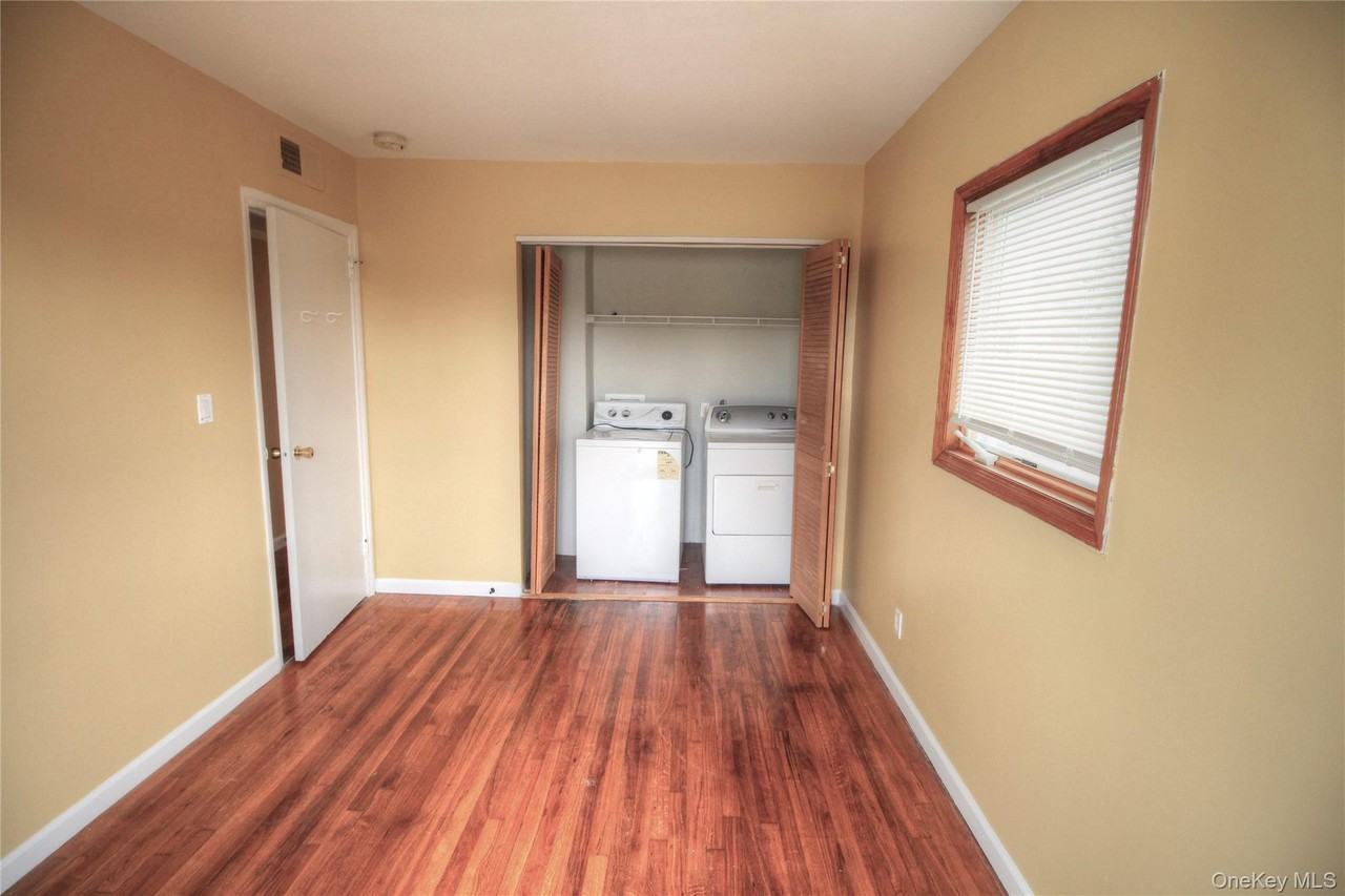 3382 Lindbergh Ave - Photo 7 of 35