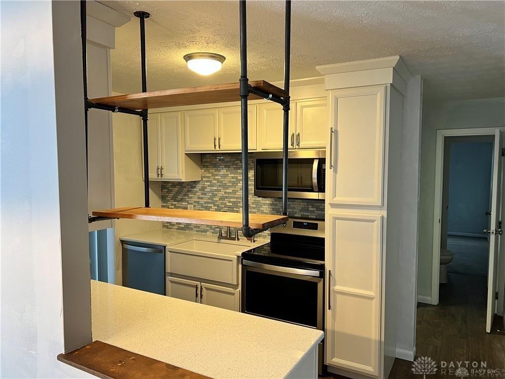 6671 Ravenna Ave - Photo 2 of 2