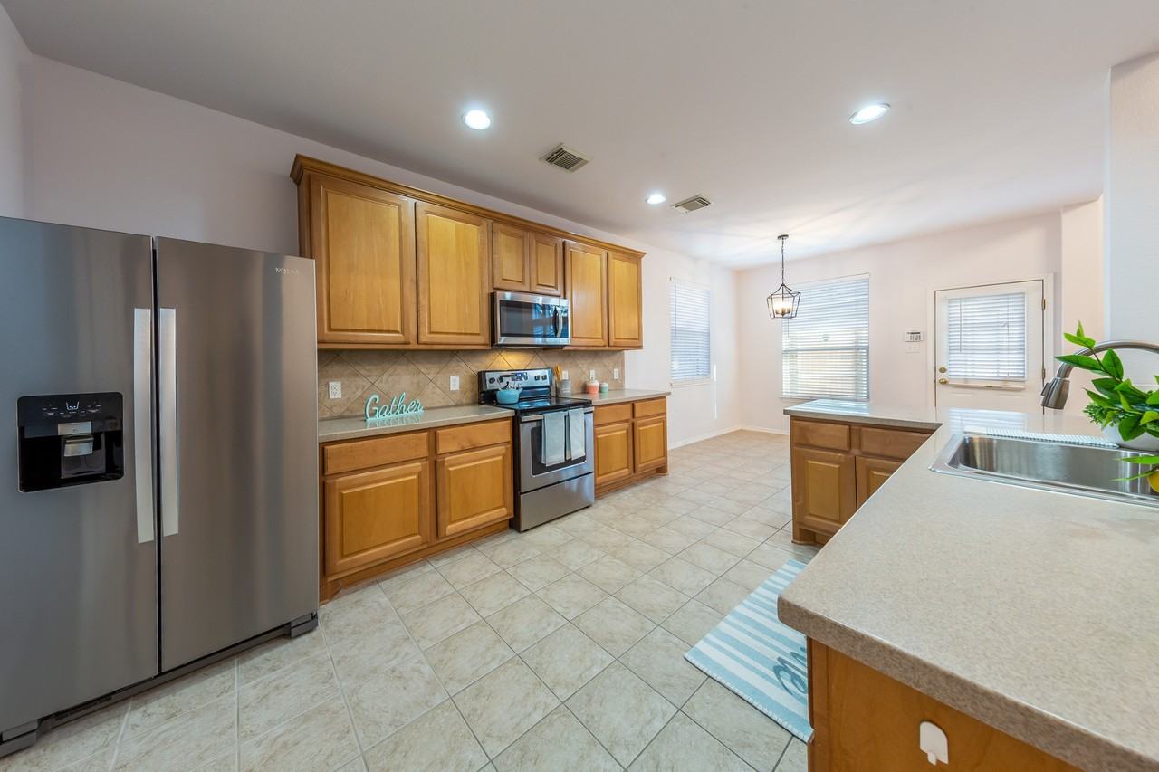 510 Wildberry Court - Photo 4 of 17