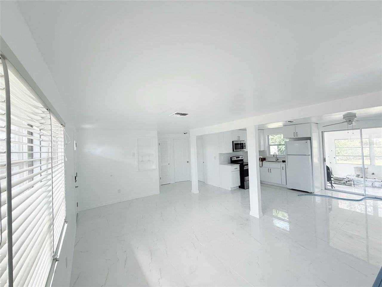 3610 Pinehurst Dr - Photo 2 of 14