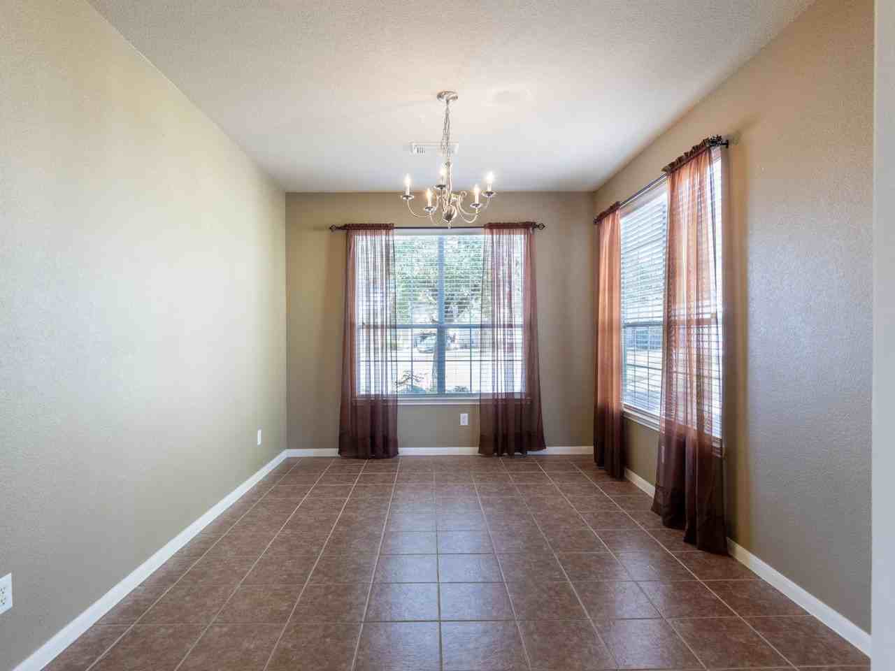 21007 Sonoma Mission Court - Photo 3 of 18