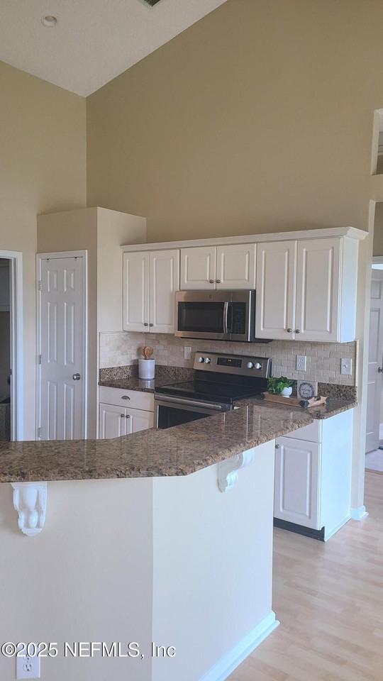 1808 Shady Grove Ln - Photo 2 of 22