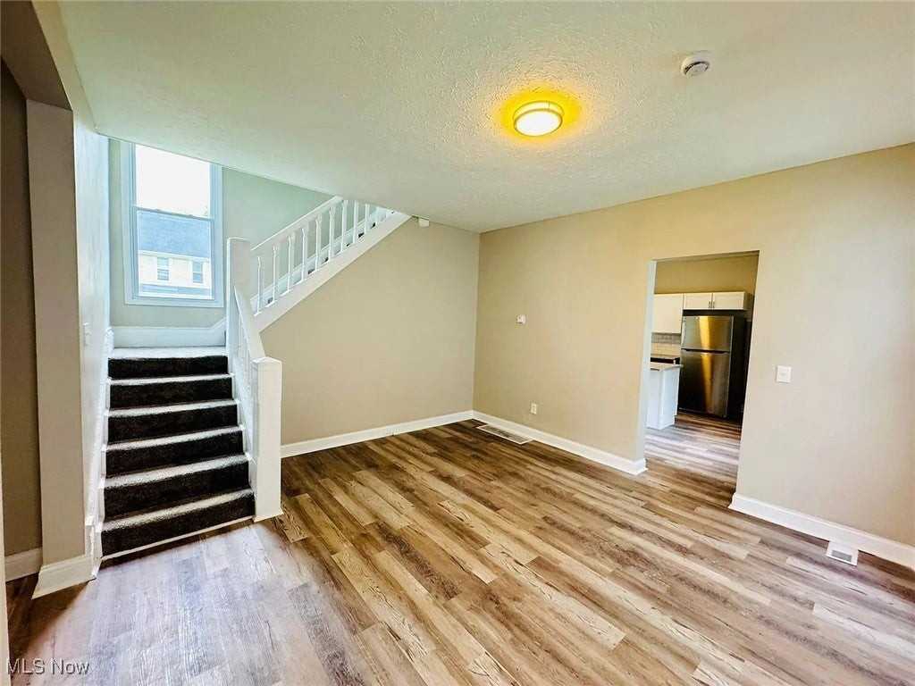 2230 E 90th St - Photo 2 of 22