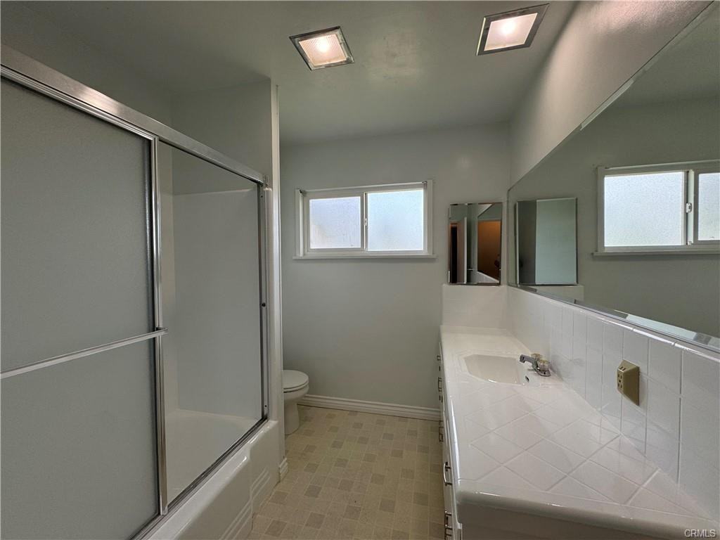 6825 Rockhold Ave - Photo 2 of 8