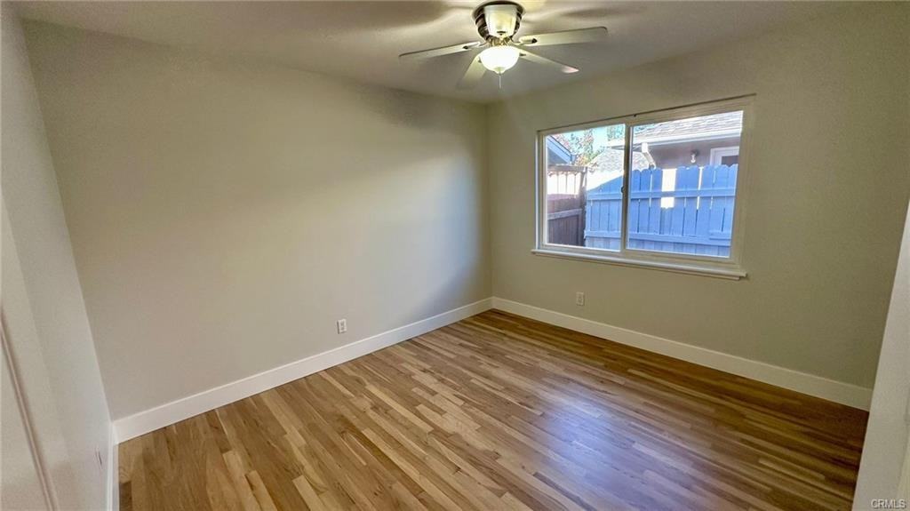 23012 Gilmore Street - Photo 5 of 8