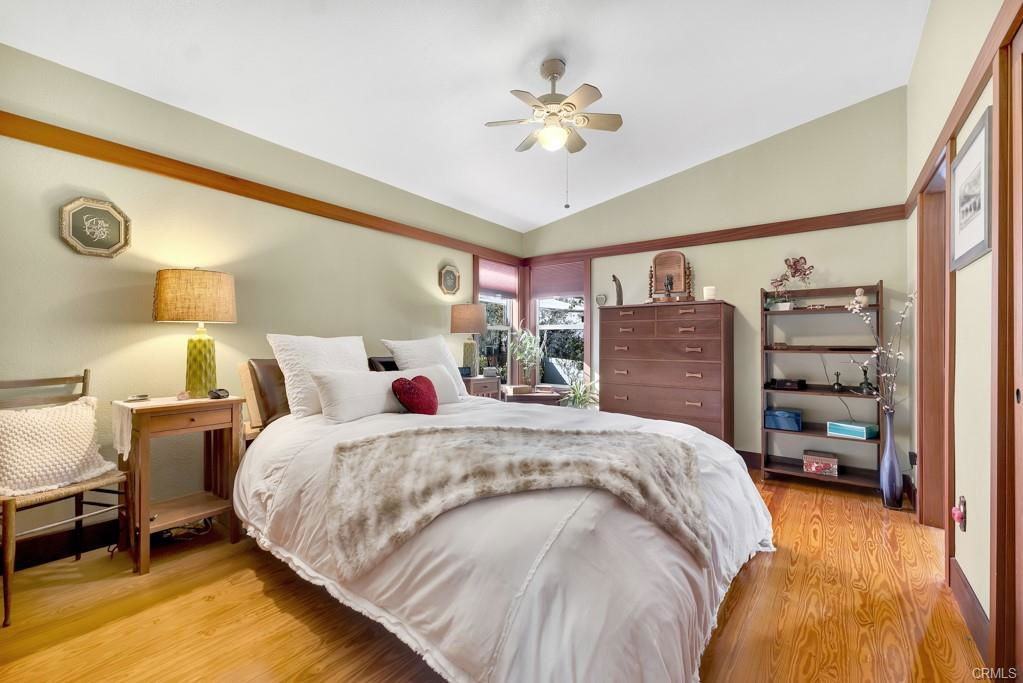 171 Comanche - Photo 2 of 8