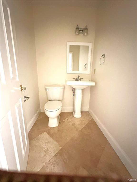 16830 Wyandotte Street - Photo 6 of 8