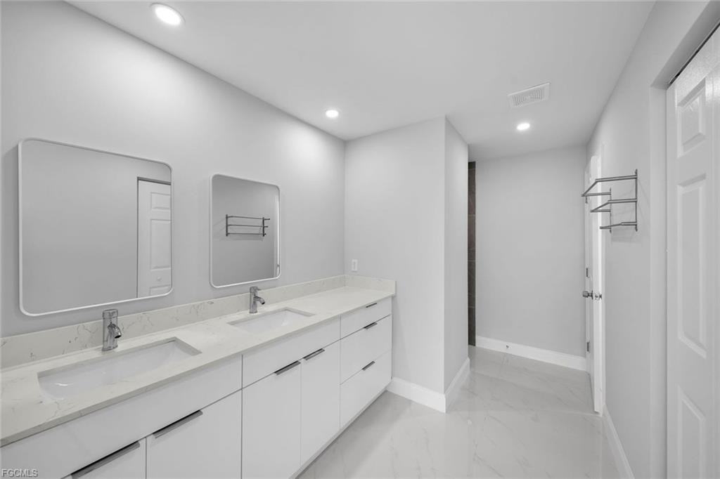 204 Nw 14th St - Photo 7 of 8