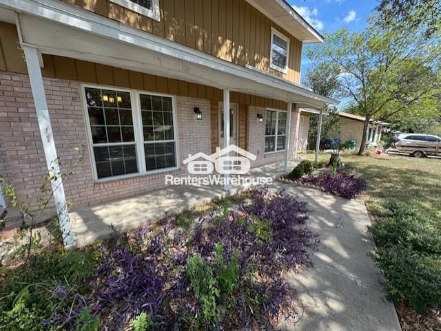 127 Dartmoor Drive - Photo 3 of 35