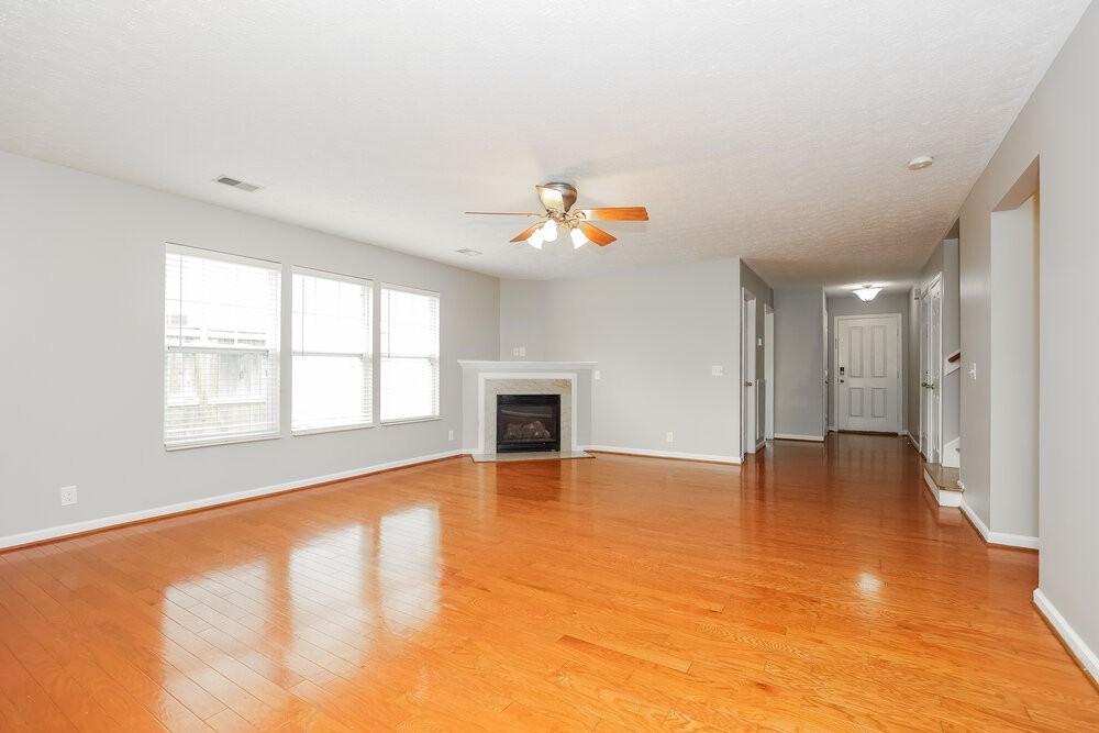 3456 Chandler Cove Way - Photo 5 of 17