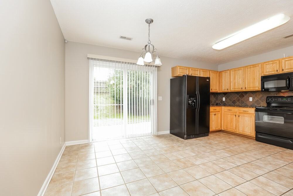 3456 Chandler Cove Way - Photo 7 of 17