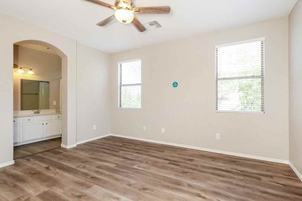 1225 South Mansard - Photo 7 of 17