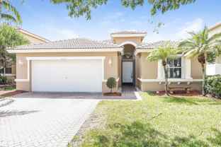 18616 Sw 16th St - Photo 1 of 1