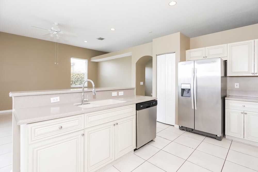 18616 Sw 16th St - Photo 6 of 16