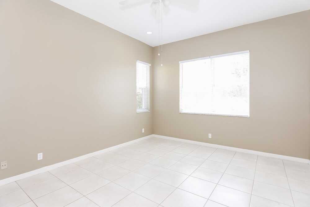 18616 Sw 16th St - Photo 7 of 16