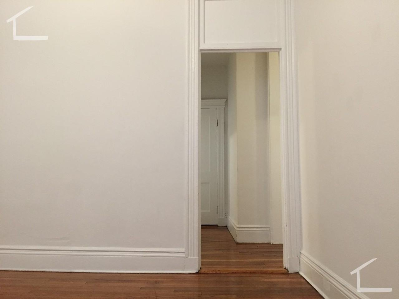 122 Warren St #6 - Photo 3 of 17