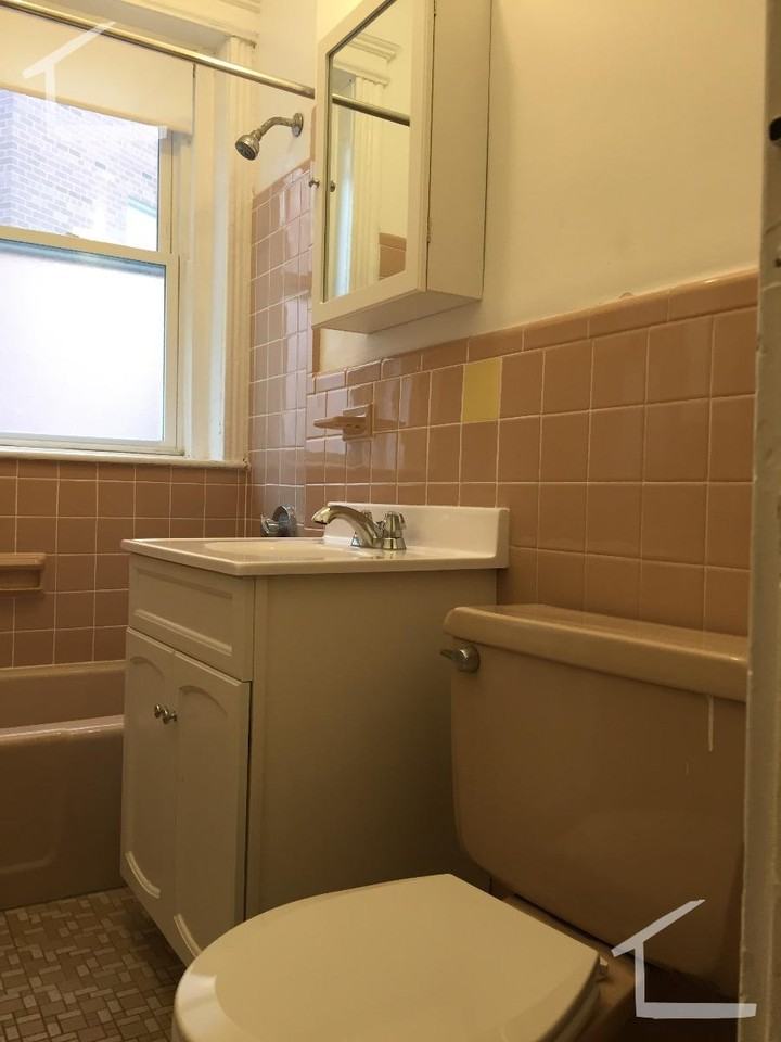 122 Warren St #6 - Photo 4 of 17