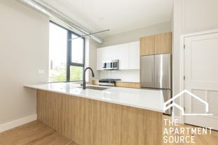 6044 N Winthrop Ave #101 - Photo 1 of 1