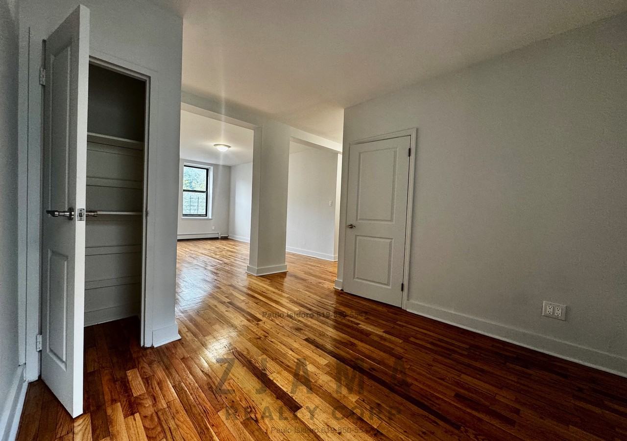 148 Parkside Ave #3F - Photo 2 of 12