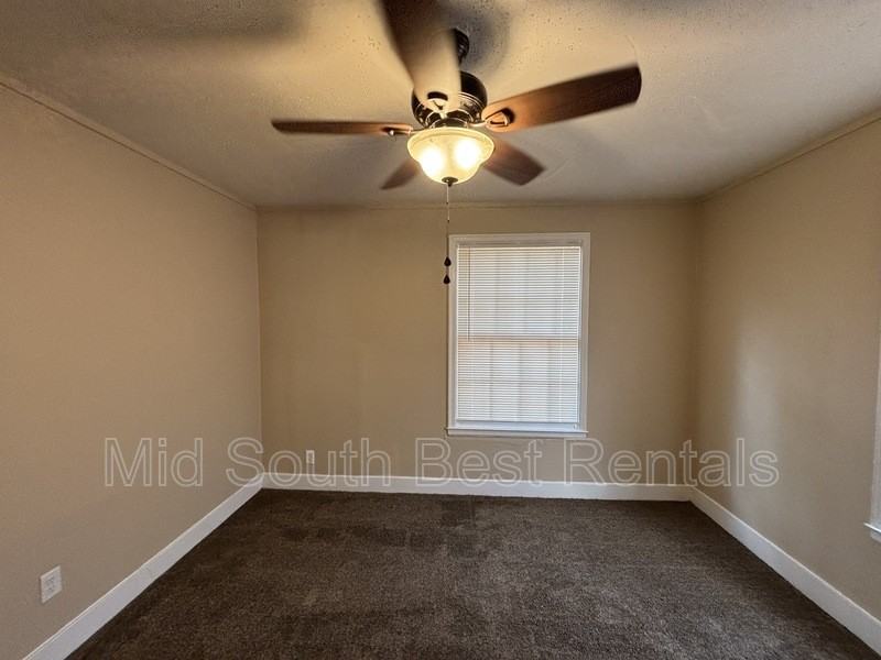 1615 Gum St - Photo 5 of 6