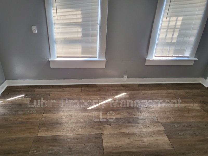 723 E Trigg Ave - Photo 2 of 6