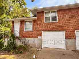 1623 S Scott Ave - Photo 1 of 1