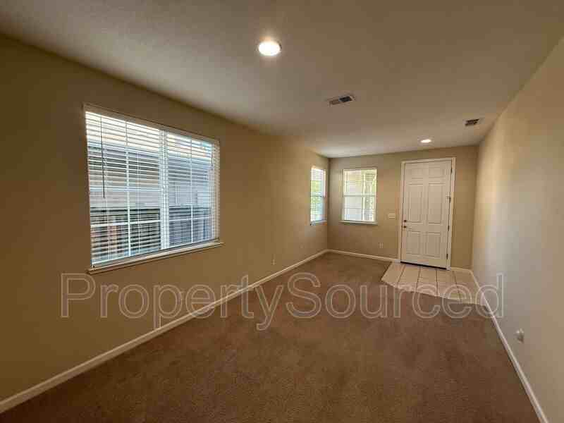 388 Crescent Moon Drive - Photo 5 of 43