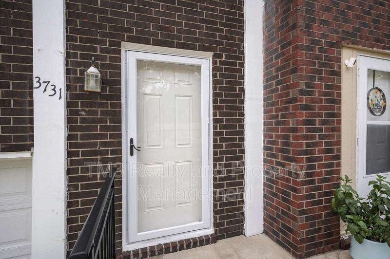 3731 Ne Colonial Dr - Photo 3 of 18