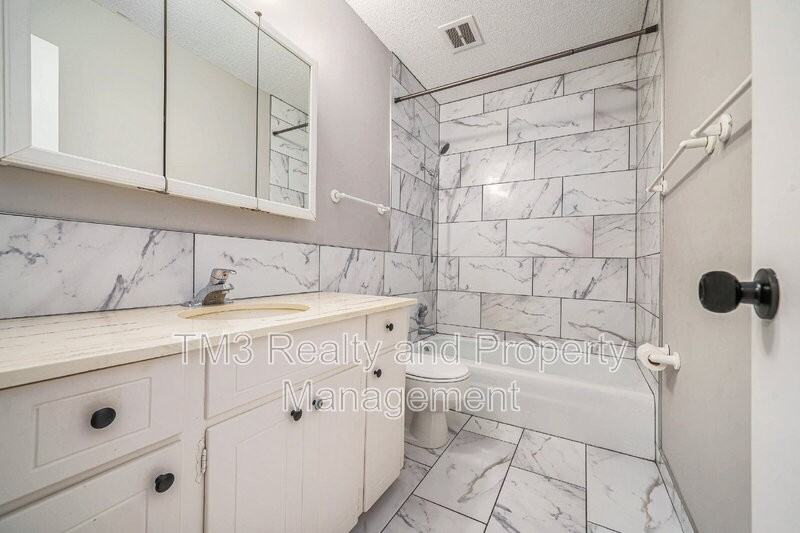 3731 Ne Colonial Dr - Photo 7 of 18