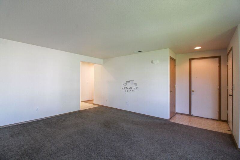 7712 Thetis Dr - Photo 5 of 11