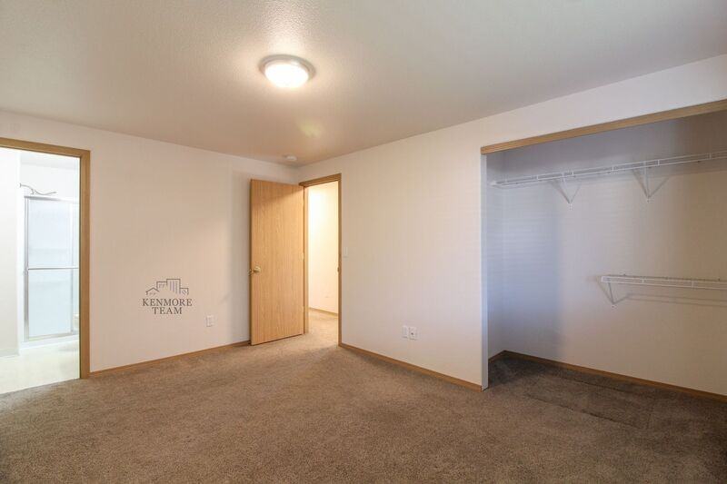 7712 Thetis Dr - Photo 6 of 11