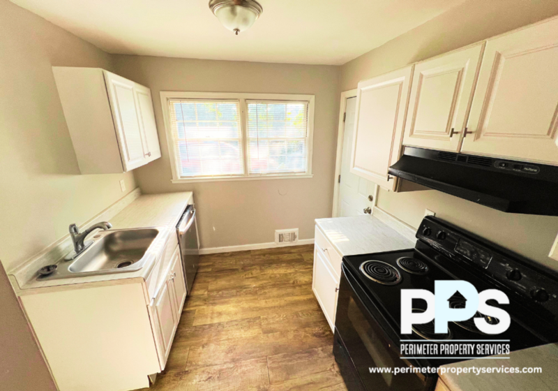 1804 Idlewood Dr #1 - Photo 2 of 9