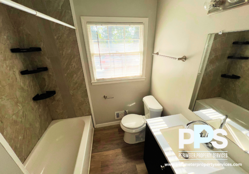 1804 Idlewood Dr #1 - Photo 3 of 9